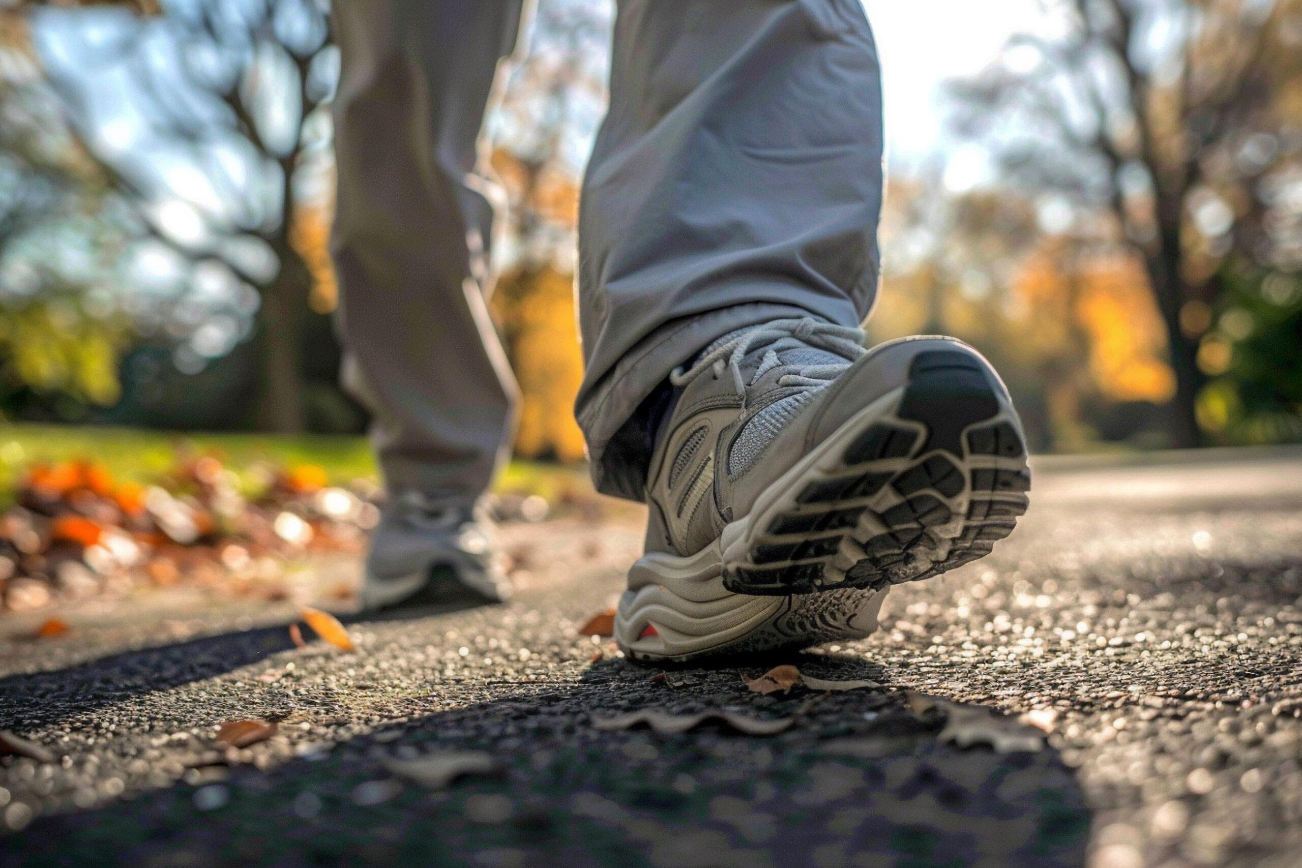 Can changes in movement be a sign of dementia?